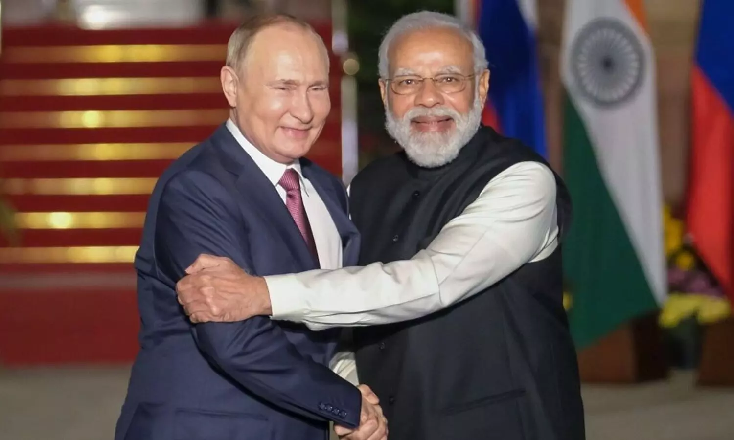 പ്രശ്നം ചർച്ചയിലൂടെ പരിഹരിക്കണമെന്ന് പുടിനോട് മോദി; ​അക്രമം ഉടൻ അവസാനിപ്പിക്കണം