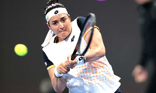 ഖ​ത്ത​ർ ഓ​പ​ൺ ടെ​ന്നി​സ്​ വ​നി​താ സിം​ഗ്​​ൾ​സ്:​​ ടോപ്​ സീഡുകൾ വീണു; പോരാട്ടം കനക്കുന്നു