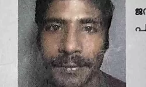 നിർമ്മാണത്തിലിരുന്ന വീടിൻ്റെ ഷേയ്ഡ് തകർന്നു വീണ്  തൊഴിലാളി മരിച്ചു