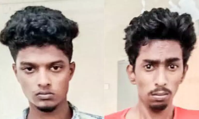 ഹഷീഷ് ഓയിലുമായി രണ്ട് യുവാക്കൾ അറസ്റ്റിൽ ഹഷീഷ് ഓയിലുമായി രണ്ട് യുവാക്കൾ അറസ്റ്റിൽ