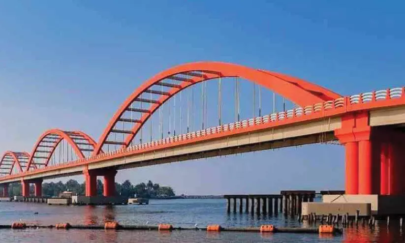 സ്വപ്​നസാഫല്യം വലിയഴീക്കൽ-അഴീക്കൽ പാലം മാർച്ച് 10ന് തുറക്കും