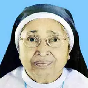 സി​സ്റ്റ​ർ ഡെ​ന്നീ​സ്