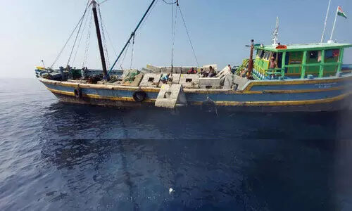 തീരക്കടലില്‍ മത്സ്യോൽപാദനം കൂട്ടാന്‍ കൃത്രിമ കൂടൊരുക്കി ഫിഷറീസ്