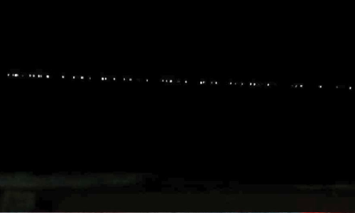 കടൽ നിറയെ വിളക്കുകൾ; ഇരവിപുരം മേഖലയിൽ പ്രകാശം ഉപയോഗിച്ച്​ രാത്രി മത്സ്യബന്ധനം