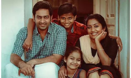 നവ്യാ നായരുടെ തിരിച്ചുവരവ്; ഒരുത്തീയുടെ രസകരമായ ടീസർ പുറത്തിറങ്ങി