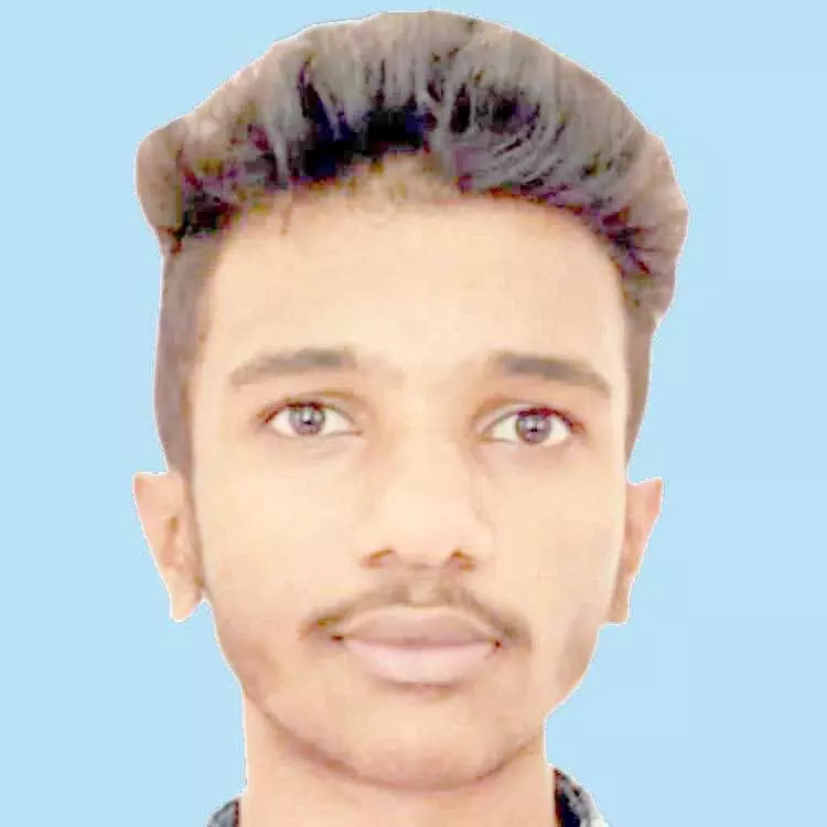 ആ​ഷി​ഖ്​ താ​ഹ