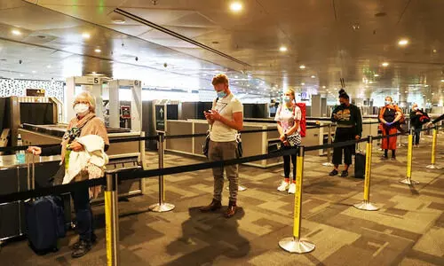 യാ​ത്ര​ക്കാ​രു​ടെ ശ്ര​ദ്ധ​യ്ക്ക്...