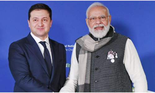 ഇന്ത്യയുടെ പിന്തുണ തേടി സെലന്‍സ്‌കി; മോദിയെ ഫോണില്‍ വിളിച്ചു