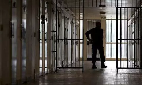 തടവുകാരനെ മർദിച്ചെന്ന ആരോപണം: അന്വേഷണം ആരംഭിച്ചു തടവുകാരനെ മർദിച്ചെന്ന ആരോപണം: അന്വേഷണം ആരംഭിച്ചു