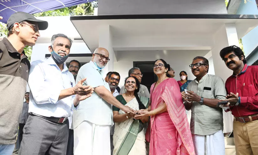 Snehaveedu in Thangam Rachels song city Snehaveedu in Thangam Rachels song city