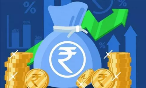 പ്ര​വാ​സി ക്ഷേ​മ​നി​ധി: വ​ർ​ധി​പ്പി​ച്ച പെ​ൻ​ഷ​ൻ മാ​ർ​ച്ച്​ മു​ത​ൽ