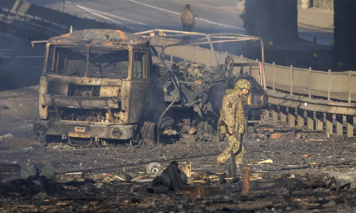 റ​ഷ്യ​ൻ വെ​ടി​വെ​പ്പി​ൽ കൊ​ല്ല​പ്പെ​ട്ട​വ​രി​ൽ ആ​റു​വ​യ​സ്സു​കാ​ര​നും