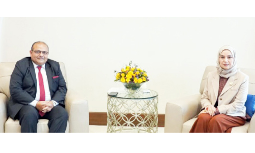 ബ​ഹ്​​റൈ​നി​ലെ ഇ​ന്ത്യ​ൻ അം​ബാ​സ​ഡ​ർ പാ​ർ​ല​മെൻറ്​ അ​ധ്യ​ക്ഷ​യു​മാ​യി ച​ർ​ച്ച ന​ട​ത്തി