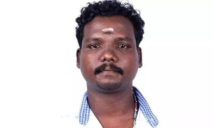 ട്വന്റി 20 പ്രവർത്തകന്റെ മരണകാരണം തലയിലേറ്റ ക്ഷതമെന്ന് റിപ്പോർട്ട് ട്വന്റി 20 പ്രവർത്തകന്റെ മരണകാരണം തലയിലേറ്റ ക്ഷതമെന്ന് റിപ്പോർട്ട്