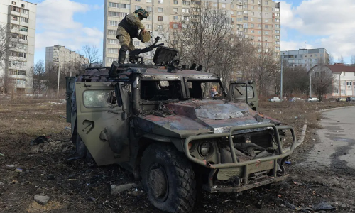 പ്രതീക്ഷിക്കാത്ത തിരിച്ചടി; റഷ്യയുടെ കണക്കുകൂട്ടൽ പിഴക്കുന്നു പ്രതീക്ഷിക്കാത്ത തിരിച്ചടി; റഷ്യയുടെ കണക്കുകൂട്ടൽ പിഴക്കുന്നു