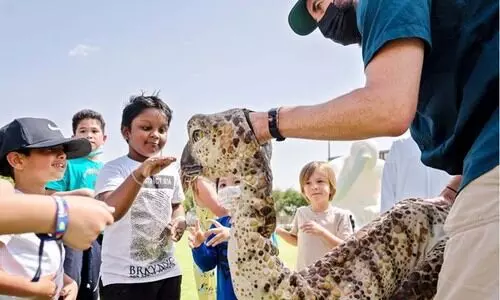 എക്സ്​പോയിലും മാസ്ക്​ വേണ്ട