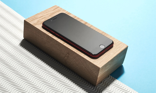 22,522 രൂപയ്ക്ക്​ ഐഫോൺ? ആപ്പിൾ ഞെട്ടിക്കുമെന്ന്​ അനലിസ്റ്റുകൾ, മാർച്ചിലെ ലോഞ്ചിനായി കാത്ത്​ ടെക്​ ലോകം