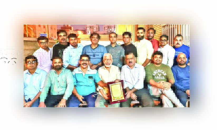 യ​ഹി​യ മു​ഹ​മ്മ​ദി​ന് മ​ഹ​ല്ല്​ റി​ലീ​ഫ്​ ക​മ്മി​റ്റി​യു​ടെ യാ​ത്ര​യ​യ​പ്പ്​