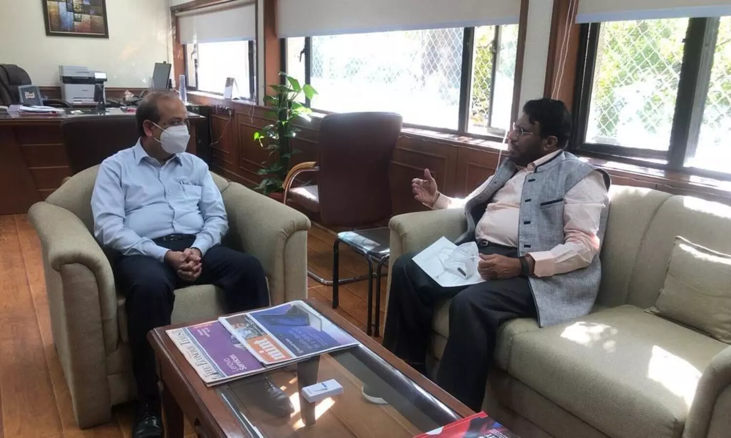 കരിപ്പൂരിൽ വലിയ വിമാനങ്ങൾ വൈകരുത്; അബ്ദുസ്സമദ് സമദാനി സിവിൽ ഏവിയേഷനൻ ജോയിന്‍റ് സെക്രട്ടറിയുമായി ചർച്ച നടത്തി