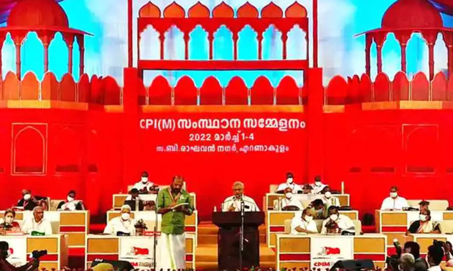 റഷ്യയെ തള്ളി യെച്ചൂരി; അധിനിവേശമല്ല പ്രതിസന്ധിക്ക്​ പരിഹാരമെന്ന്