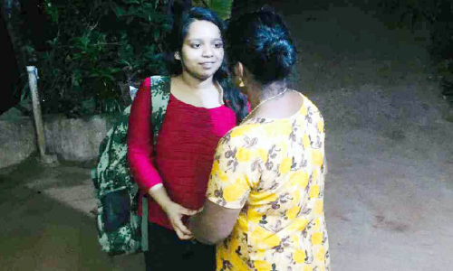 അമൃത യു​ക്രെ​യ്നി​ൽ നിന്നെത്തി; കുടുംബം ആഹ്ലാദത്തിൽ