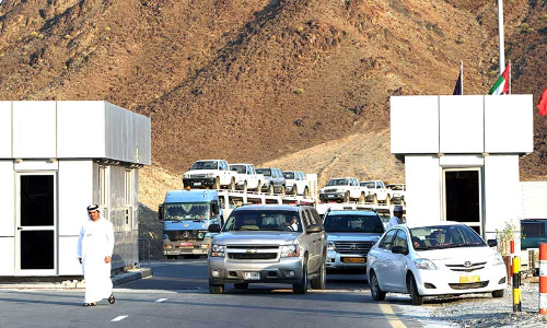 ഒ​മാ​നി​ലേ​ക്ക്​ വ​രു​ന്ന​വ​ർ​ക്ക്​ ആ​ർ.​ടി.​പി.​സി.​ആ​ർ ആ​വ​ശ്യ​മില്ല;​ യു.എ.ഇ ​പ്രവാസികൾക്ക്​ ആശ്വാസം