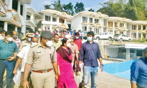 വിവാദ റിസോർട്ട് കെട്ടിടങ്ങള്‍ പരിശോധിച്ച് ഡി.ഡി.എം.എ; അന്തിമതീരുമാനം നിയമങ്ങള്‍ പാലിച്ചുമാത്രമെന്ന് കലക്ടര്‍