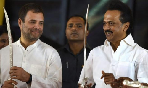 എന്റെ രക്തം തമിഴ് മണ്ണിൽ അലിഞ്ഞിട്ടുണ്ട്, ഞാനും തമിഴനാണ്; വികാരാധീനനായി രാഹുൽ ഗാന്ധി