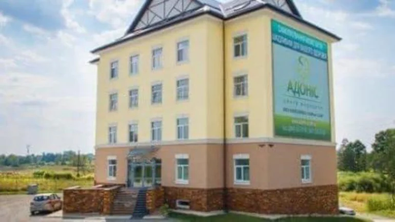 പ്രസവാശുപത്രിക്ക് നേരെ റഷ്യൻ ഷെല്ലാക്രമണം; യുദ്ധക്കുറ്റം ചുമത്തണമെന്ന് സെലന്‍സ്കി