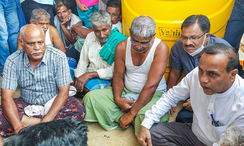 എംബസിയിൽനിന്ന് സഹായം ലഭിച്ചില്ലെന്ന് നവീന്‍റെ പിതാവ്