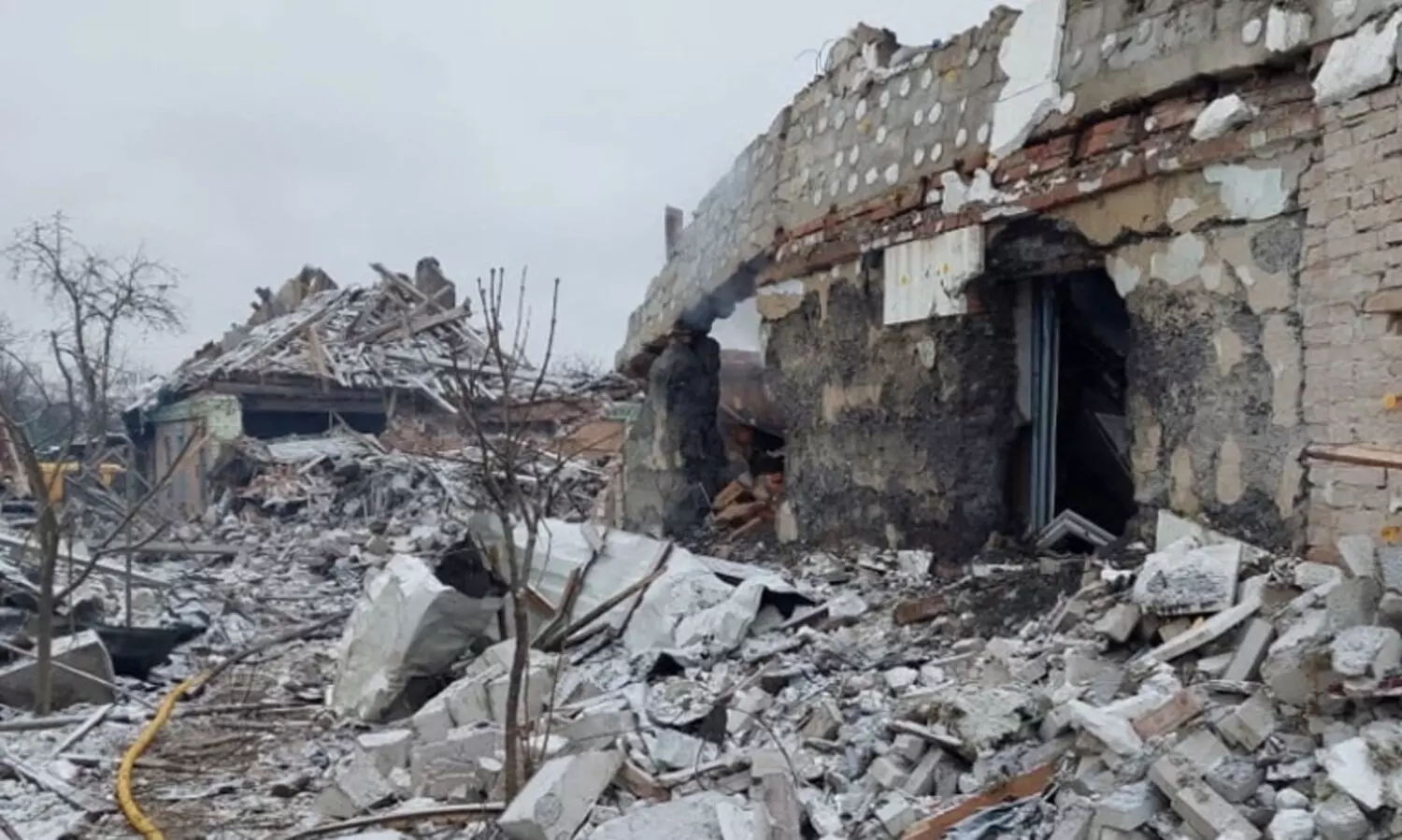 മാധ്യമങ്ങൾക്ക് റഷ്യയുടെ മുന്നറിയിപ്പ്: യുദ്ധ​മെന്ന് പറഞ്ഞാൽ ലൈസൻസ് റദ്ദാക്കും, പകരം ഈ പേര് ഉപയോഗിക്കാം..