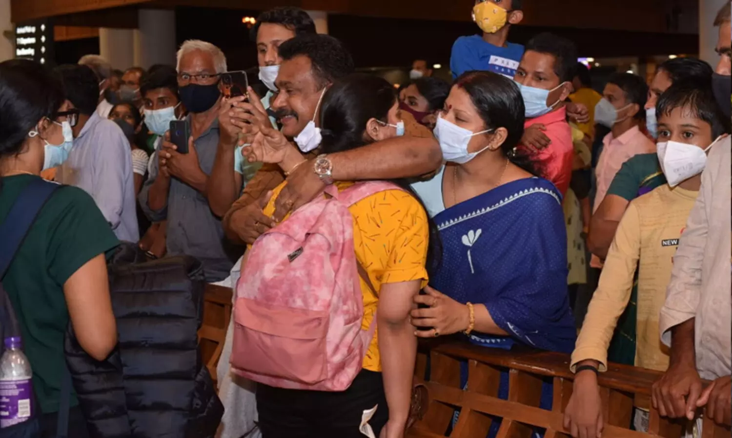 യുക്രെയ്ൻ: 168 മലയാളി വിദ്യാർഥികളെ ഡൽഹിയിൽനിന്ന് ചാർട്ടേഡ് വിമാനത്തിൽ നാട്ടിലെത്തിച്ചു