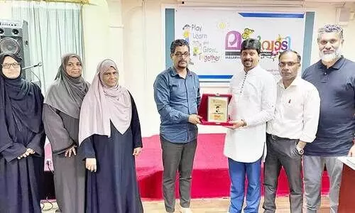 മ​ല​ർ​വാ​ടി റി​സോ​ഴ്‌​സ് ടീ​മി​ന് പ​രി​ശീ​ല​ന​ക്ക​ള​രി സം​ഘ​ടി​പ്പി​ച്ചു