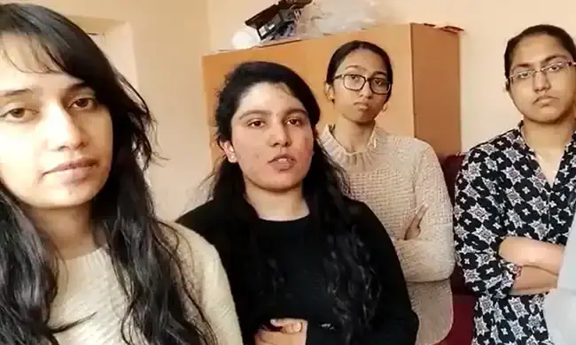 ഞങ്ങളെ റഷ്യയിലൂടെ രക്ഷിക്കൂ; യുക്രെയ്ന്റെ കിഴക്കൻ മേഖലയിൽ കുടുങ്ങി ഇന്ത്യൻ വിദ്യാർഥികൾ