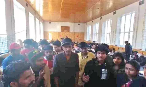 കുടിച്ചത് കുളിമുറി വെള്ളം, ഭക്ഷണവുമില്ല.... യുദ്ധഭൂമിയിലെ വേദന പങ്കുവെച്ച് വിദ്യാർഥികൾ