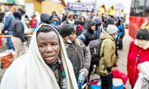 പ്രാണരക്ഷാർഥം അതിർത്തി കടക്കാനൊരുങ്ങുമ്പോഴും വംശീയത