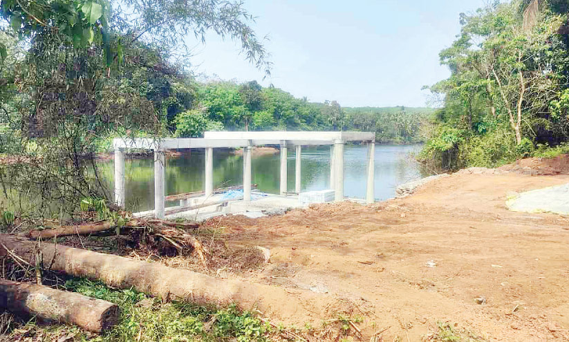 തറികളുടെയും തിറകളുടെയും നാട്ടിൽ ഇനി ജലക്കാഴ്ച