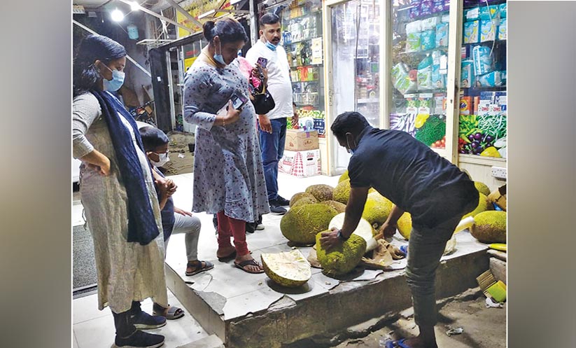 കുവൈത്തിലെ കേരളത്തിൽ ചക്ക ചാകര