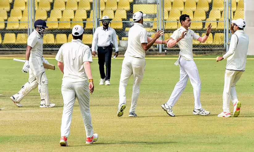 രഞ്ജി​ ട്രോഫി: മ​ധ്യ​പ്ര​ദേ​ശി​ന് മി​ക​ച്ച തു​ട​ക്കം; രണ്ടിന് 218