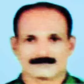 വീ​ട്​ ജ​പ്തി​യി​ലാ​യി; സു​ഹൃ​ത്തി​ന്‍റെ വീ​ട്ടു​മു​റ്റ​ത്ത്​ ഓ​ട്ടോ ഡ്രൈ​വ​ർ ജീ​വ​നൊ​ടു​ക്കി