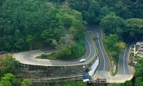 താമരശ്ശേരി ചുരത്തിലെ കൊടുംവളവുകൾ വീതി കൂട്ടൽ; ഫണ്ടനുവദിക്കാതെ സർക്കാർ