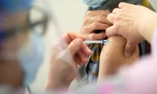 10,11 ക്ലാസ്​ വിദ്യാർഥികൾക്ക്​ പ്രതിരോധ കുത്തിവെപ്പ്​