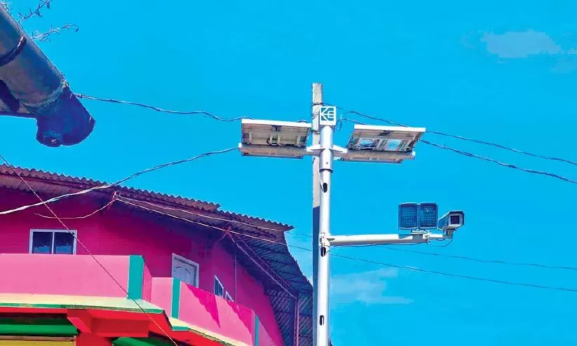 ജില്ല അത്യാധുനിക കാമറ വലയത്തിലേക്ക് ജില്ല അത്യാധുനിക കാമറ വലയത്തിലേക്ക്