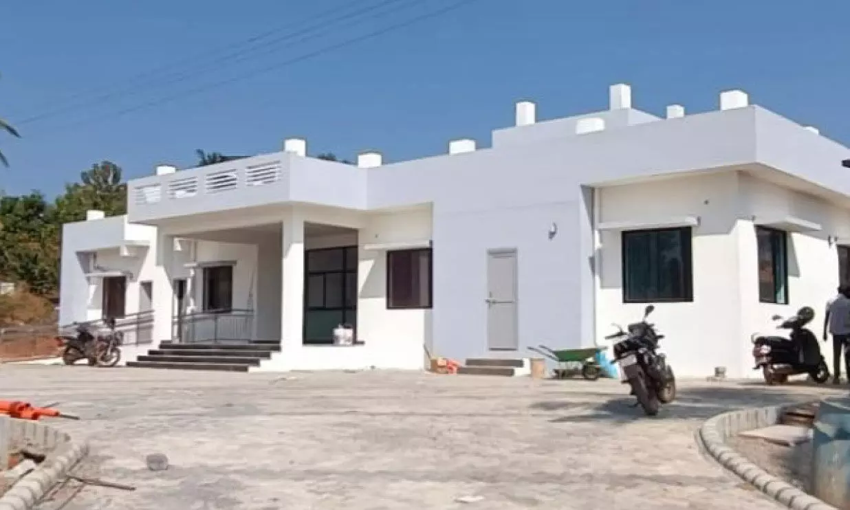 കേന്ദ്ര വാഴ്സിറ്റിയിലെ ആരോഗ്യകേന്ദ്രത്തിന് പുതിയ കെട്ടിടം കേന്ദ്ര വാഴ്സിറ്റിയിലെ ആരോഗ്യകേന്ദ്രത്തിന് പുതിയ കെട്ടിടം