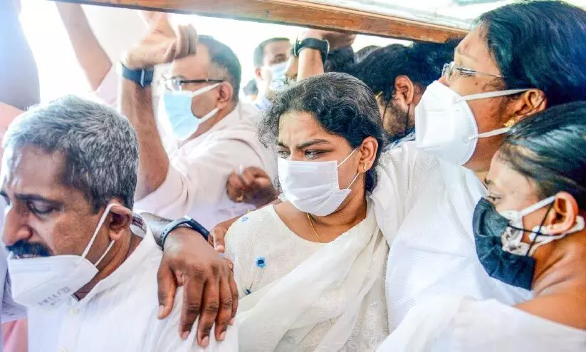 സ്‌നേഹനിധിക്ക് വിടചൊല്ലി സി.എം.എസ്