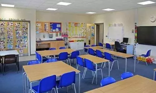 സ്കൂളുകൾക്ക് അക്കാദമിക മികവ് പരിപാടികൾ സംഘടിപ്പിക്കുന്നതിന് അനുമതി സ്കൂളുകൾക്ക് അക്കാദമിക മികവ് പരിപാടികൾ സംഘടിപ്പിക്കുന്നതിന് അനുമതി