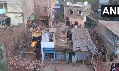 വീട്ടിലെ പടക്കനിർമാണത്തിനിടെ ഉഗ്രസ്ഫോടനം; ഏഴു പേർ മരിച്ചു