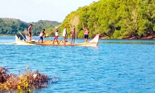 പഴശ്ശിപ്പുഴയിൽ മണൽവാരൽ വ്യാപകം; സർക്കാറിന് നഷ്ടം കോടികൾ