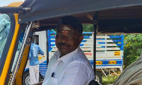 കുംഭകോണം കോര്‍പറേഷന്റെ മേയറായി ഓട്ടോറിക്ഷാ ഡ്രൈവർ കെ. ശരവണന്‍