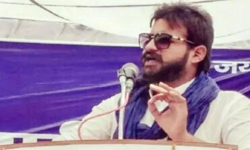 പ്രസംഗത്തിനിടെ സർക്കാർ ഉദ്യോഗസ്ഥരെ ഭീഷണിപ്പെടുത്തിയതിന് എസ്.പി സഖ്യത്തിലെ സ്ഥാനാർഥിക്കെതിരെ ഉത്തർപ്രദേശിൽ കേസ്